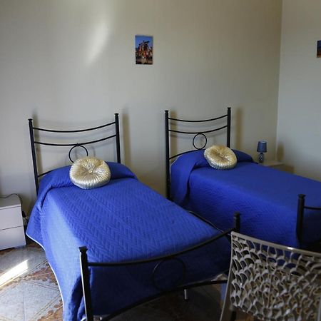 B&B Al Centro Nicosia Ngoại thất bức ảnh