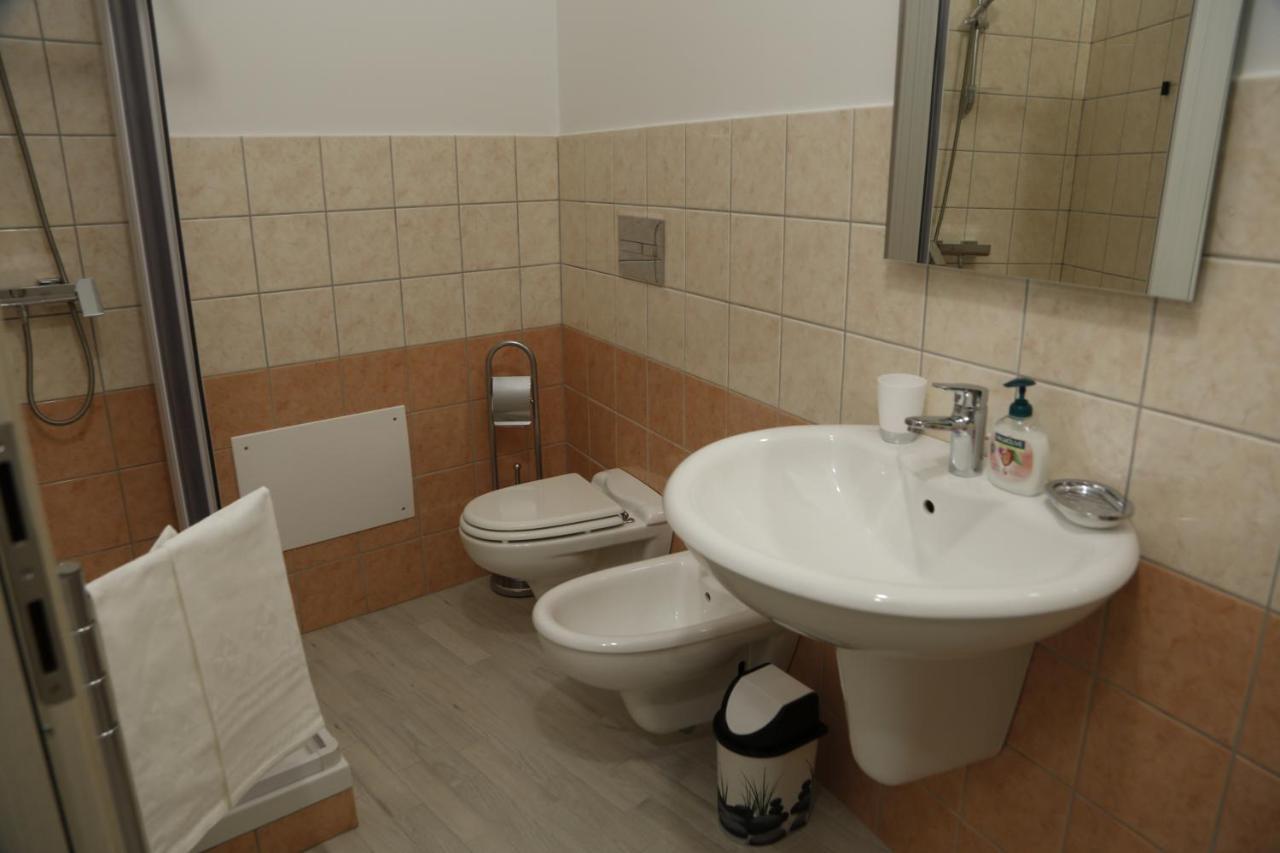 B&B Al Centro Nicosia Ngoại thất bức ảnh